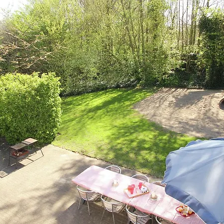 Vakantiehuis Luxurious Holiday In Near Beach Ouddorp
